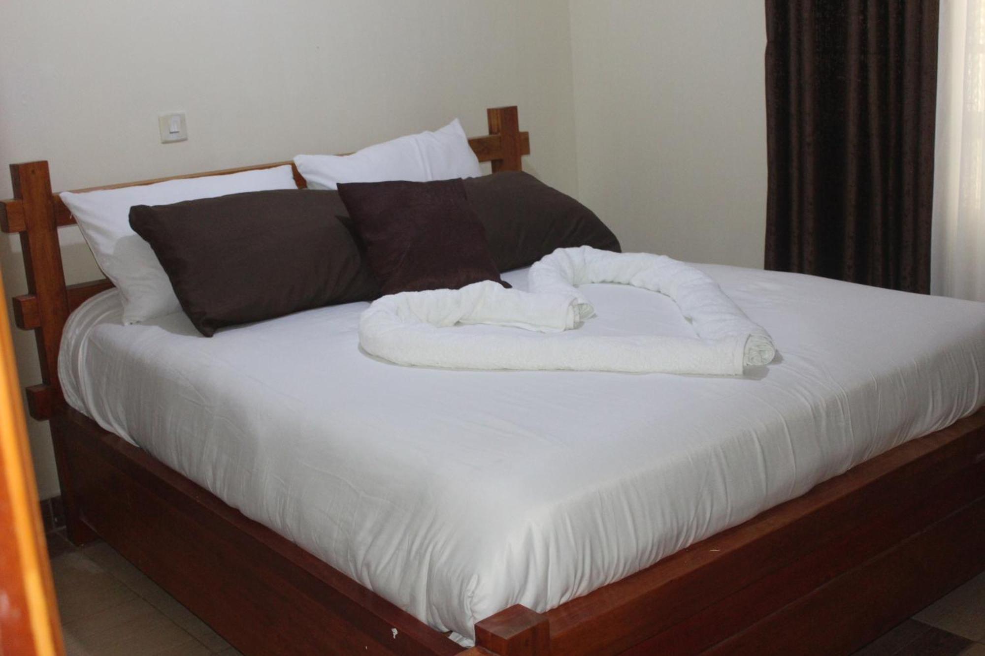 Eshborns House - Near Jomo Kenyatta International Airport And Sgr With Shuttle Services Syokimau Zewnętrze zdjęcie