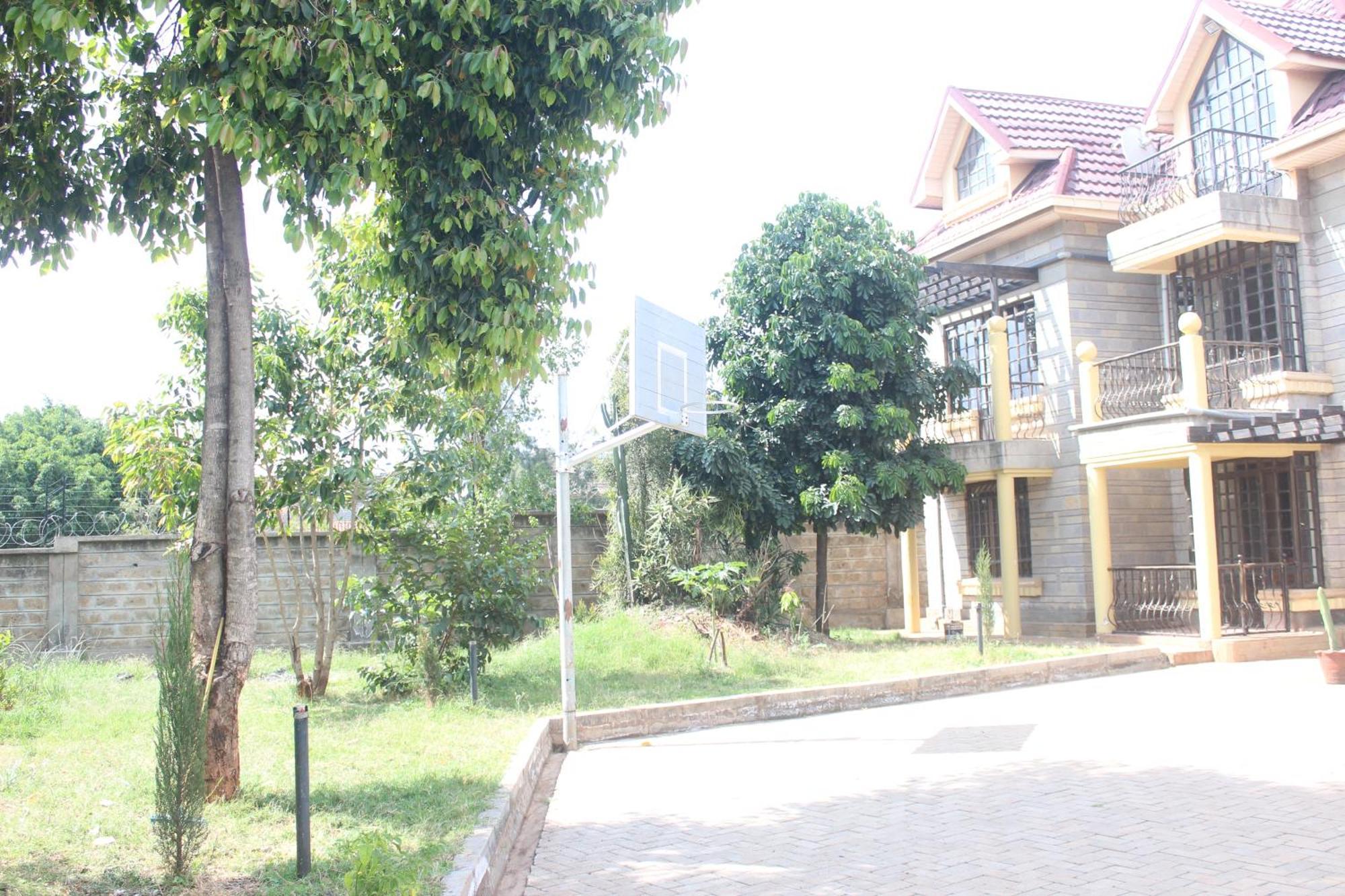 Eshborns House - Near Jomo Kenyatta International Airport And Sgr With Shuttle Services Syokimau Zewnętrze zdjęcie